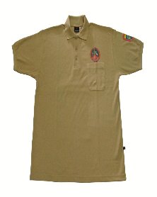Polo manga corta beige con...