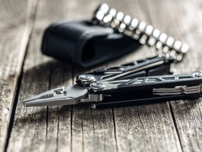 Guía básica y segura sobre navajas y multiusos: usos comunes y normas de segurid